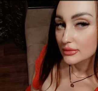 Fortune_888 My sexy friend Lisa Pic 7