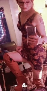 1FallenErica1 Public 사진 9