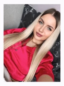 Adelina de bright___rays____  Imagens