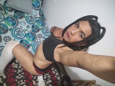 AlexaFontana De momento para todos mis fanc y amigos Bilde 3