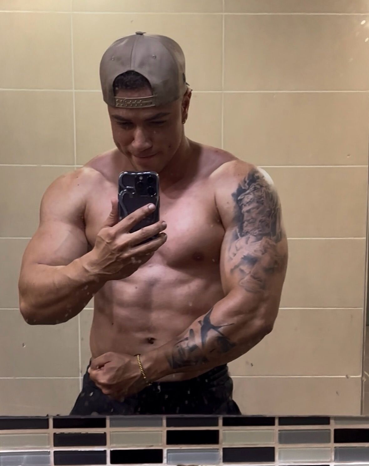 Трендове зображення  9303 Jherxx