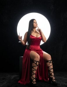 Violettacastello12 red Pic