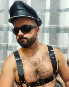 HugoFox Public Pic 3