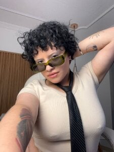 Alaska_deluxe Tie girl Immagine 