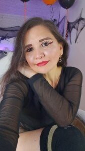 Alexaamoon_ Let's relax Pic