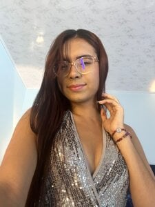 sarasaenz_99 Public Pic 4