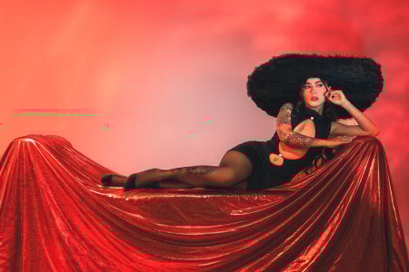 ErikaBenz_ Burn Fotka 4