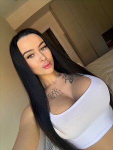 kristinaseeu Public Immagine  2