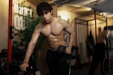 Chris_Evanss Public Pic 2