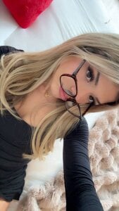 Public od ChloeLegler  5 snímek