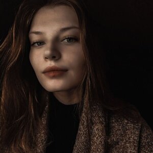 TarynDobry Public Pic 2