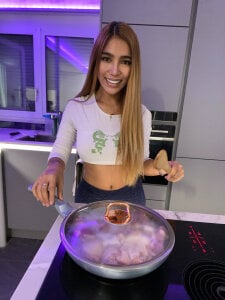 AkiFoster its me Pic 3