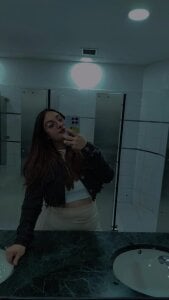 tiny_vell Public Pic