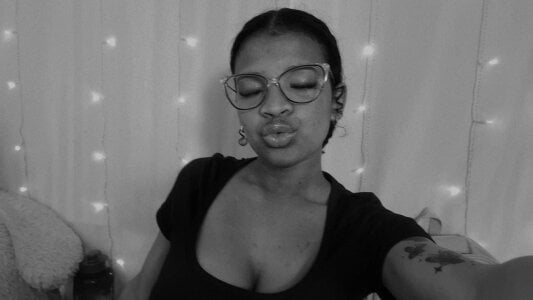 kataleyacandy Public Kuva 3