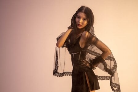 MinaHin watch me going vampire >:) Pic 9