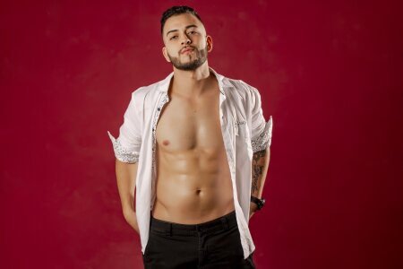 Jacke_Taylor1のFeel Redの 2枚の写真