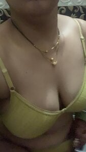 Bhabhi1415 Mines Pic 2