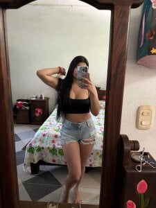 maya_conner2 Public Pic 4