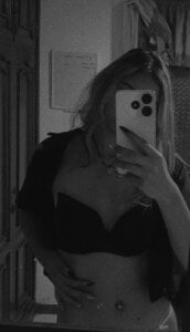 Sara_connor01 Public Pic 2