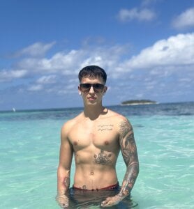 sebas__w01 🏖️☀️ Pic