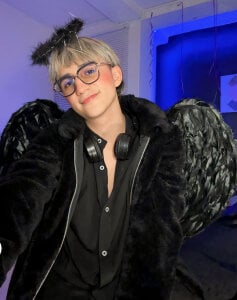 Mr_evan1 Public 사진 4