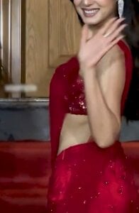 NEERU-STRIP Summer 🌞🏝️ Pic