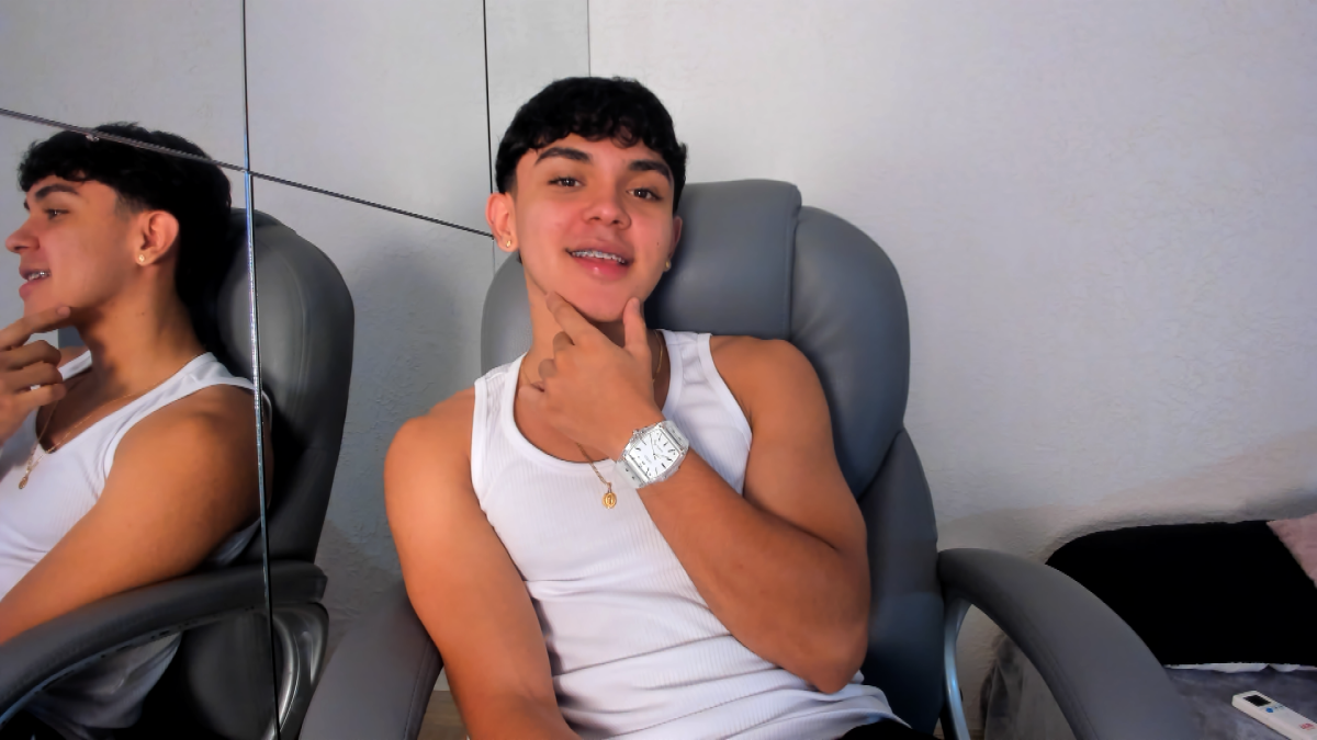 Трендове зображення  8807 _TaylorBlack