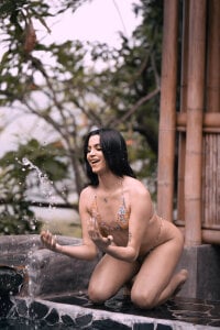 Princess_Allisson_ I LOVE BEING WET Bilde