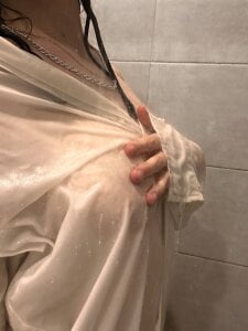 Stella_Blaze Wet shots 🥵 Photo 4