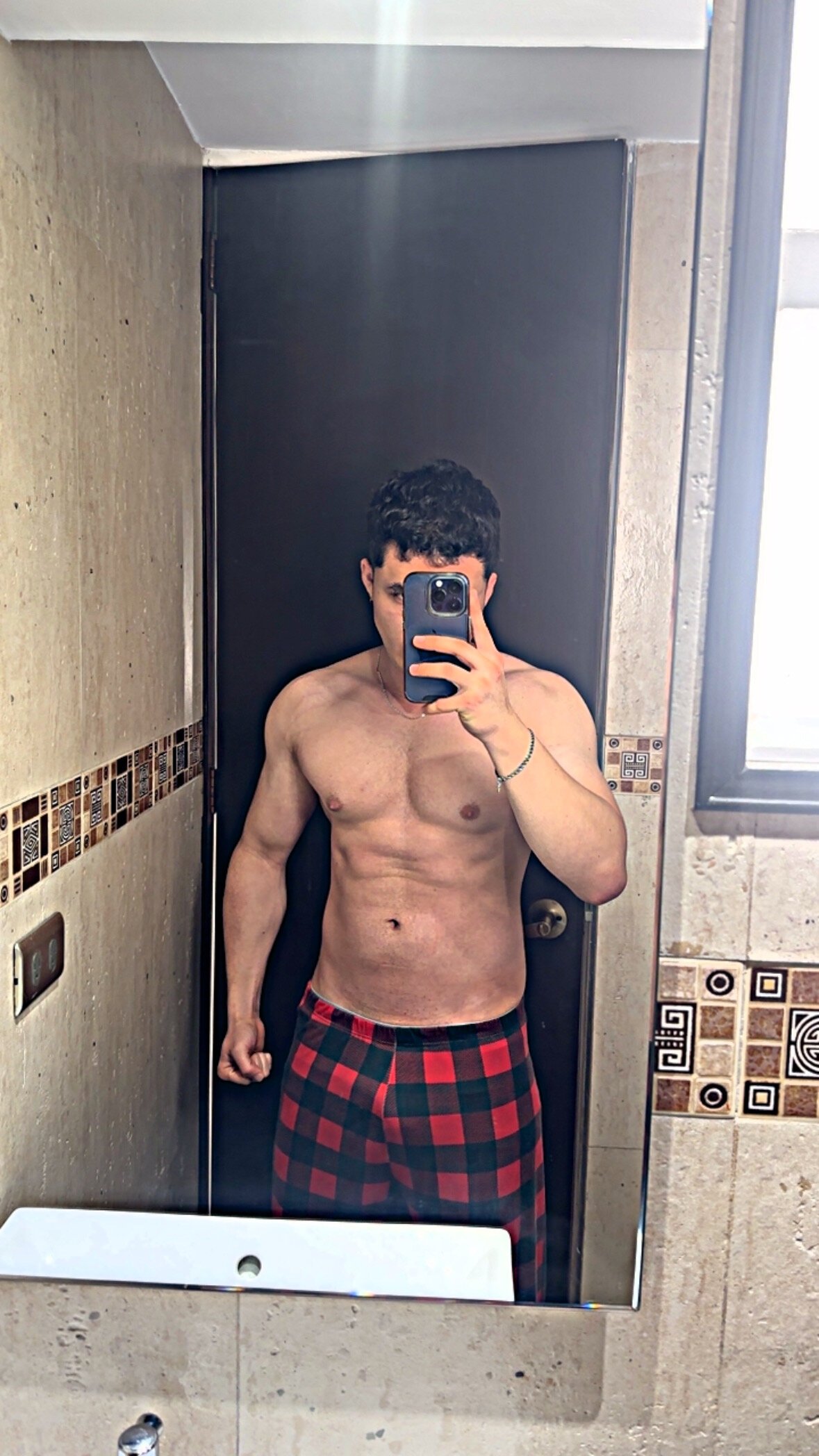 Alexander_Connor  5001. kiemelt képe