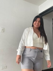 rosehoneil LET'S PLAY ? Pic 2