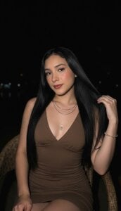 violet_77711 Sometimes getting lost is the only way to find yourself. Εικόνα 2