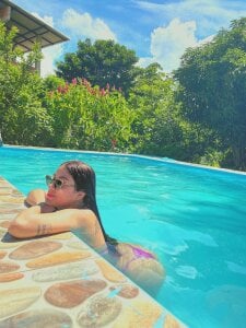 Pleasure_Vibes23のThey celebrate our 100 K with usの 5枚の写真