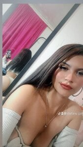 EmmySweett2 Public Pic 4