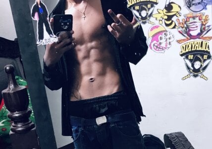 Velrik19's 19 Sex Photo 2