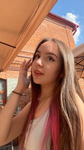 LisaSmiths Spring :) Pic 4