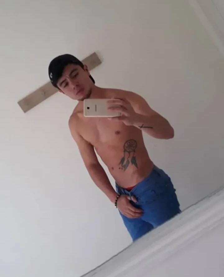 Foto em tendência de Ethan_Briggs_ 8293