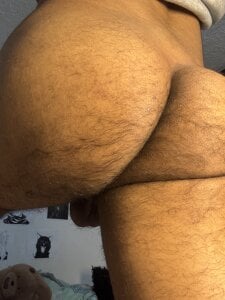 Henry_villa23 Hairy ass Pic