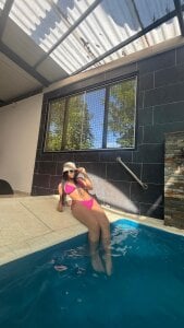 Nahomi_key_ Date in pool? Pic 4