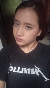 Lia-Cherry Public Pic 3