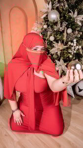 oksaana_arabic Red Dress Season ❤️ Pic 9