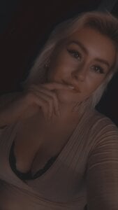 OliviaTeen Public Gambar 8