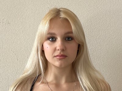 AnnieSwanson Public Pic