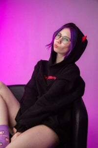 Little_kitsune1707 kullanıcısının purple vibe albümü -  fotoğraf