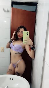 Sophiia_Collinss_ Something sweet for you 😈 Pic