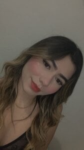 emi_bloom Public Pic