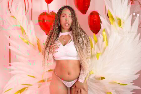 KarlieMoore Happy valentine's day ❤️❤️ รูป  4