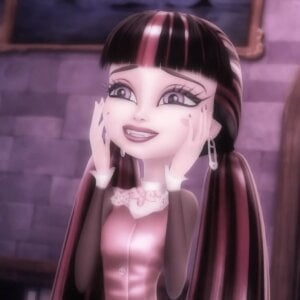 Petit-Rosse 🦇 D R A C U L A U R A 🩷🦇 Pic 4