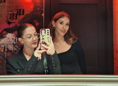 MargaretMorris Charlotte and Stacy Pic