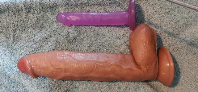 Toys for you - with 6 inch dildo for comparison! od Nice2Three2  3 snímek